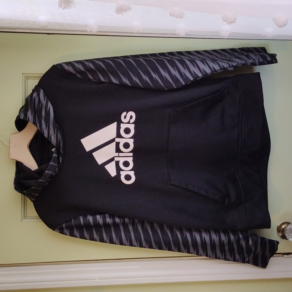 Kids - Boys Adidas grey black Size Medium performance fabric hoodie
